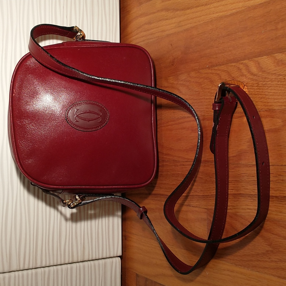 Vintage Les Must De Cartier 2C Logo Shoulder Bag Bordeaux